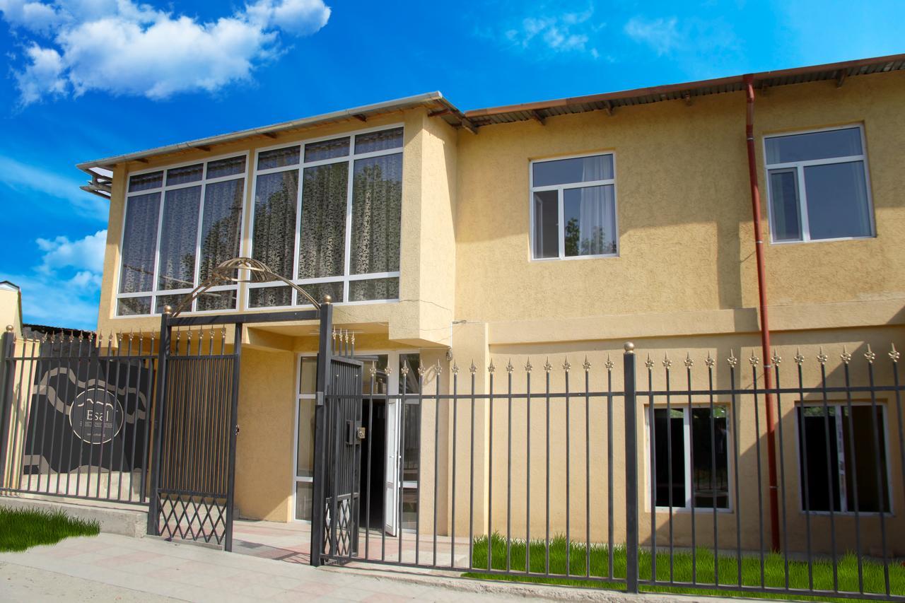 Hostel ESAL Osch Exterior foto
